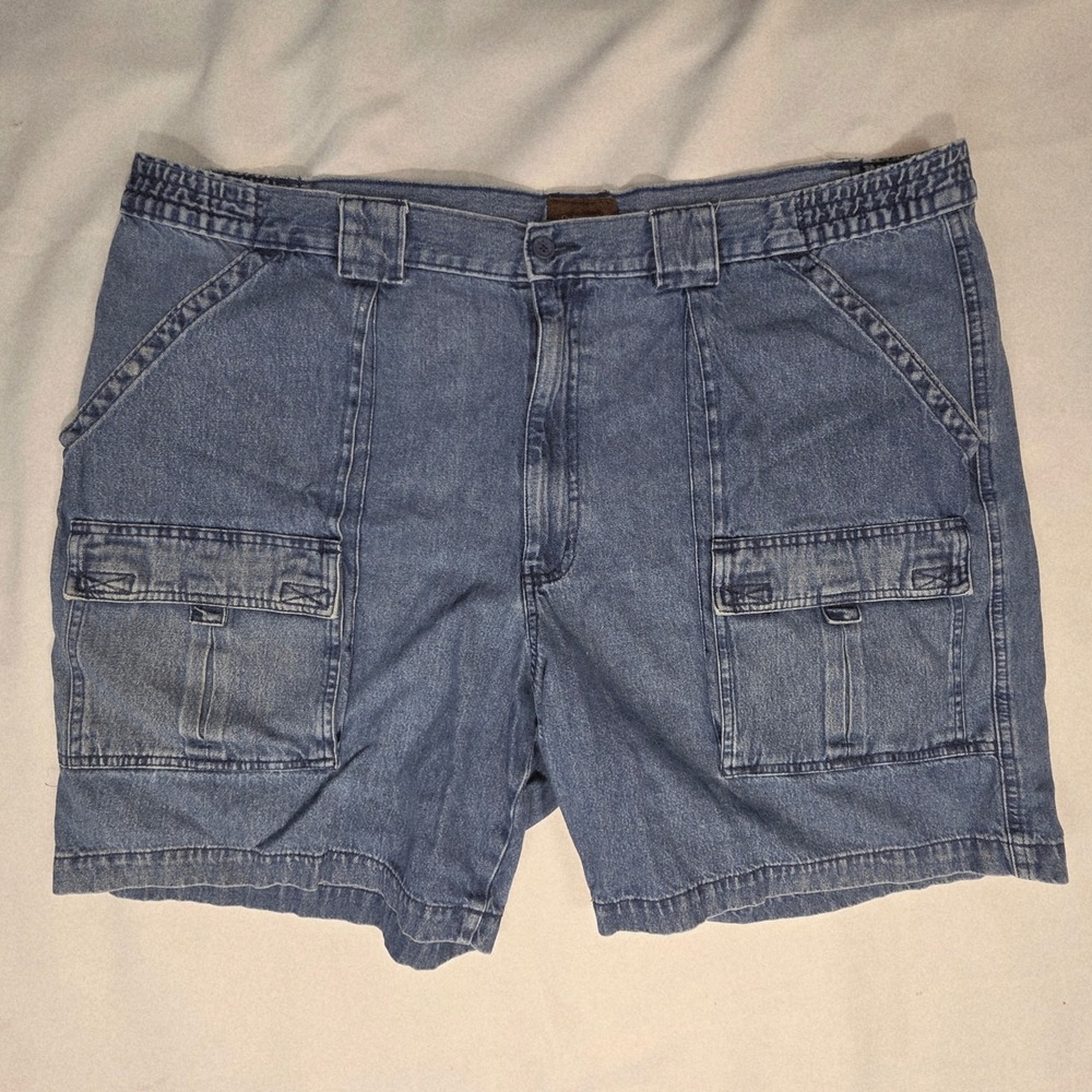 St Johns Bay Mens Denim Cargo Shorts Blue Z8SB0286 Size 48 Side Elastic Waist